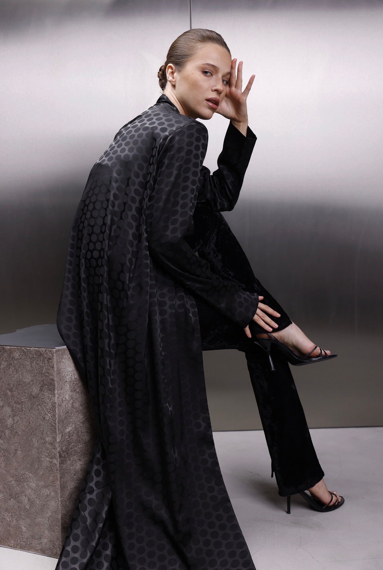 The Polka Abaya
